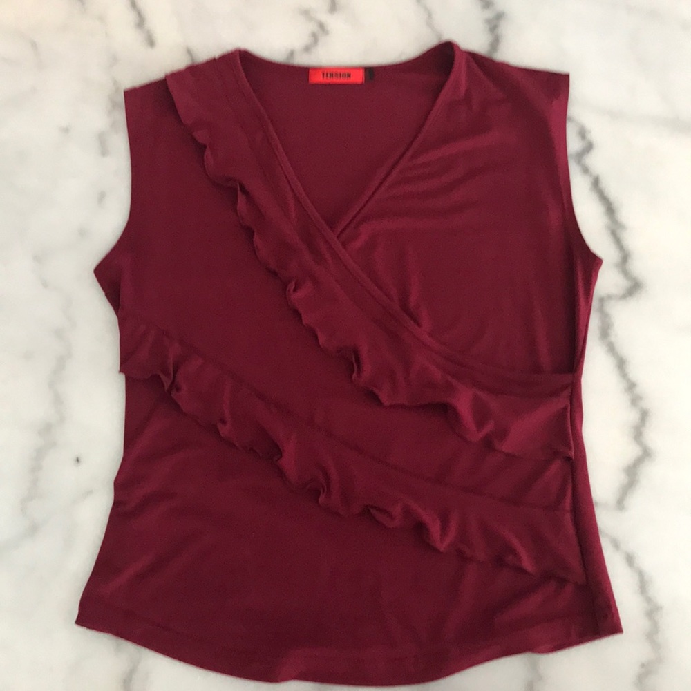 Sleeveless Ruffle Blouse